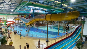 Κοριτσάκι 4 ετών έχασε τη ζωή του σε υδάτινο πάρκο στη Βρετανία