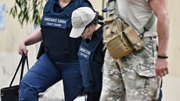 «Θεώρησα ότι ήταν νεκρή, πανικοβλήθηκα,  σκέφτηκα να την πάω στη θάλασσα»: Η ανατριχιαστική περιγραφή της Αλγερινής για τον θάνατο της Τζένα
