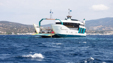 Νέα Στύρα: «Κόλλησαν τα πηδάλια, δεν είδα την ξέρα», ισχυρίστηκε ο καπετάνιος 