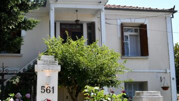 La Casa di Rena: Ένα σπίτι μνήμης και τέχνης στα Άνω Πορόια