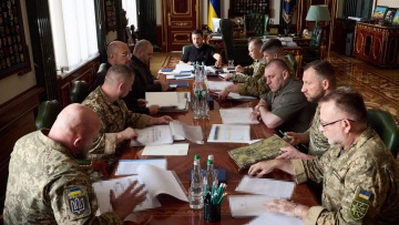 Πόλεμος στην Ουκρανία: Το Κίεβο καθόρισε προτεραιότητες για «βαθιά πλήγματα» μέσα στη Ρωσία, είπε ο Ζελένσκι