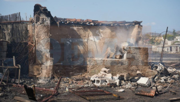 Ένας ηλικιωμένος νεκρός από τη φωτιά στην Κερατέα