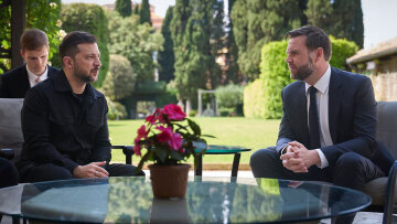 Πυρετός διαβουλεύσεων ενόψει του τετ α τετ Τραμπ-Πούτιν: Ο φόβος του Ζελένσκι, το μέτωπο με τους Ευρωπαίους και οι προτάσεις στο τραπέζι