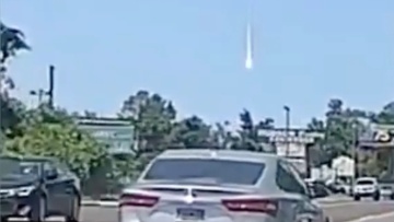 Θραύσμα μετεωρίτη έπεσε σε σπίτι στη Τζόρτζια: Είναι παλαιότερο από την Γη, σύμφωνα με καθηγητή γεωλογίας - Δείτε βίντεο 