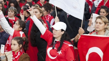 Γερμανία: Στόχος των Γκρίζων Λύκων οι νέοι