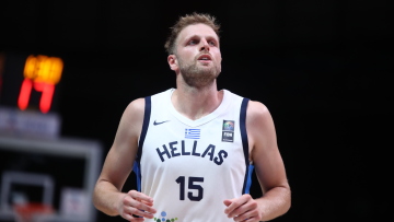 Συμφώνησε με Χαραλαμπόπουλο η ΑΕΚ - Άμεσα οι επίσημες ανακοινώσεις 