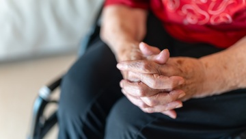 Θύμα απάτης γυναίκα στην Χίο: Της έταξαν επιστροφή από τον ΕΦΚΑ και της άρπαξαν πάνω από 6.000