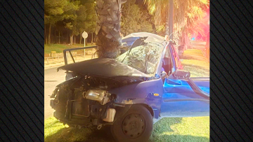 Σοβαρό τροχαίο στη Λεωφόρο Ποσειδώνος - Χωρίς τις αισθήσεις της ανασύρθηκε μία γυναίκα
