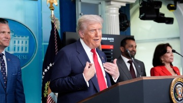 Τραμπ για τη συνάντηση με Πούτιν: Θα ξέρω στα πρώτα δύο λεπτά αν μπορούμε να φτάσουμε σε συμφωνία