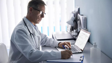 Τι ζητούν οι ιδιώτες γιατροί για τη συνταγογράφηση φαρμάκων