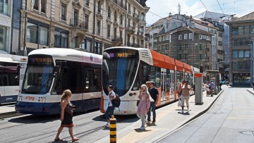 Ελβετία: Δωρεάν - προσωρινά - οι δημόσιες συγκοινωνίες στη Γενεύη για να αντιμετωπιστεί η ρύπανση