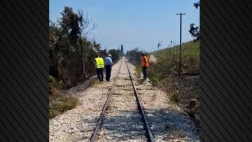 Φωτιά στην Αχαΐα: Ζημιές στον σιδηρόδρομο από τη μεγάλη πυρκαγιά – Εκτός λειτουργίας δύο στάσεις