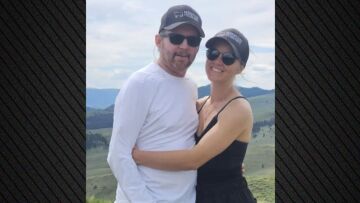 Κέλι Κλάρκσον: Η πρώην βοηθός της ήταν ακόμα παντρεμένη όταν ξεκίνησε τη σχέση της με τον Μπράντον Μπλάκστοκ