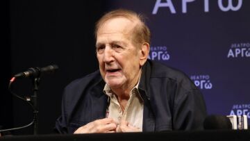 «Ο κόσμος έτρεχε αλαφιασμένος να σωθεί» - Ο Γιώργος Κωνσταντίνου περιγράφει πώς έζησε τον τορπιλισμό της «Έλλης» 