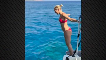 Ζέτα Δούκα: Η βουτιά της στη θάλασσα - Δείτε το βίντεο