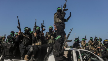 Οι όμηροι θα διατρέχουν τους ίδιους κινδύνους με εμάς αν οι IDF επιτεθούν στη Γάζα, απειλεί η Χαμάς