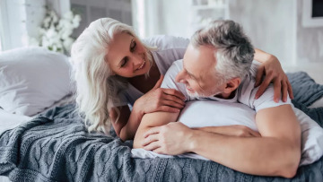 Καλύτερη ερωτική ζωή μετά τα 50 – Οι επιστήμονες του Χάρβαρντ συμβουλεύουν