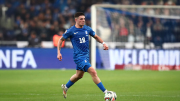  Συμφωνία του ΠΑΟΚ με την Σλάβια Πράγας για τον Ζαφείρη - Στην Τούμπα την Πρωτοχρονιά του 2026 ο παίκτης - Βίντεο, φωτογραφίες