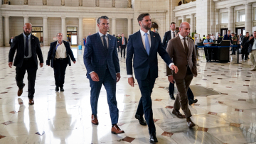 Τζέι Ντι Βανς: Τον γιούχαραν για την παρουσία εθνοφρουρών στην Ουάσινγκτον - Η ειρωνική απάντησή του στις αποδοκιμασίες