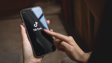 TikTok: Τι ξέρει ο θηριώδης αλγόριθμος για μας – Οι 10 λόγοι που είναι μια οικονομία από μόνο του