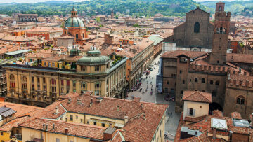 Ένα Σαββατοκύριακο για foodies στην «Κόκκινη Πόλη» της Ιταλίας