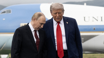 Πούτιν για Τραμπ: Δεν ξέρω αν αξίζει Νόμπελ, αλλά πράγματι προσπαθεί για την ειρήνη