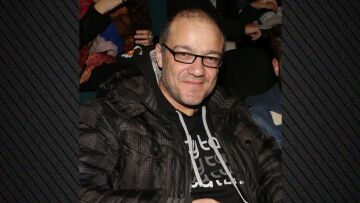 Φώτης Σπύρος για τον πατέρα του: Μου έκανε πολύ μεγάλο κακό μέχρι την ενηλικίωσή μου, μετά αναλαμβάνω όλες τις ευθύνες