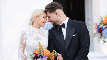 FΥ: Η Αλεξία Κεφαλά δημοσίευσε νέες φωτογραφίες από τον γάμο τους
