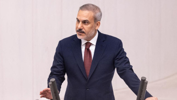 Κλείσαμε τα λιμάνια και τον εναέριο χώρο μας για το Ισραήλ, λέει ο Φιντάν - Πετάμε κανονικά πάνω από την Τουρκία, τον διαψεύδουν ισραηλινές αεροπορικές εταιρείες