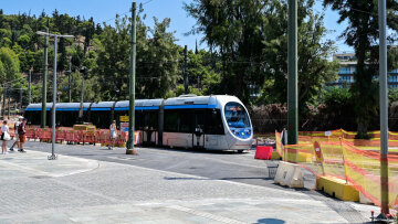 Βασιλίσσης Όλγας: «Πόλεμος» για την κυκλοφορία των ΙΧ - Η ανακοίνωση τριών υπουργείων και η απάντηση Δούκα