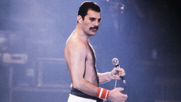 Φρέντι Μέρκιουρι: Η κρυφή κόρη, η σεξουαλική κακοποίηση στα 14 από δάσκαλό του και τα ημερολόγια
