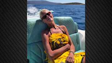 Ζέτα Μακρυπούλια: Μόνο στη θάλασσα θα με βρείτε, λέει από τους Αρκιούς