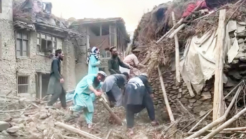 Σεισμός στο Αφγανιστάν: Πάνω από 800 νεκροί σε μία μόνο επαρχία της χώρας - Χιλιάδες οι τραυματίες
