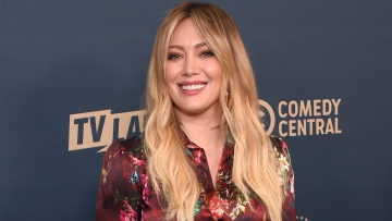 Η Χίλαρι Νταφ θα πρωταγωνιστήσει στη σειρά «Pretty Ugly»