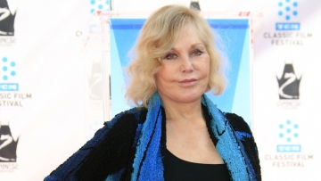 Η Κιμ Νόβακ εξέφρασε τις ανησυχίες της για την ταινία με θέμα τη σχέση της με τον Σάμι Ντέιβις Τζούνιορ - «Δεν ήταν σκάνδαλο»