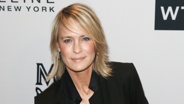 Η Ρόμπιν Ράιτ μίλησε για την απόφαση να μετακομίσει από τις ΗΠΑ στην Αγγλία: «Είναι απελευθερωτικό»
