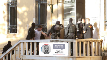 Στον Εισαγγελέα οι συλληφθέντες για τη Μαφία της Κρήτης - Θα προσέρχονται στα δικαστήρια Χανίων ανά 8άδες