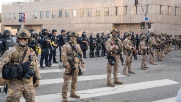 Ο Τραμπ δηλώνει πως έχει αποφασίσει σε ποια αμερικανική πόλη έπεται ανάπτυξη του στρατού 