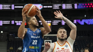 Eurobasket 2025: Η Μεγάλη Βρετανία κέρδισε 89-83 του Μαυροβουνίου και το απέκλεισε από τους «16»