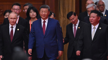 Η μεγαλειώδης στρατιωτική παρέλαση και το αντιδυτικό όραμα της Κίνας - Για συνωμοσία Σι, Πούτιν και Κιμ μιλάει ο Τραμπ