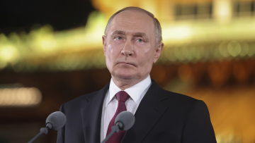 Ο Πούτιν δηλώνει έτοιμος για συνάντηση με Ζελένσκι: Ας έρθει στη Μόσχα, υπάρχει φως στο τέλος του τούνελ