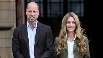 Ο Ουίλιαμ και η Κέιτ επέστρεψαν στα καθήκοντά τους - Η πριγκίπισσα άλλαξε τα μαλλιά της