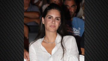 Η Αλεξάνδρα Νίκα στο πλευρό του Κωνσταντίνου Αργυρού - Η πρώτη δημόσια εμφάνισή της μετά την αποκάλυψη για την αποβολή
