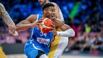 Eurobasket 2025: «Μαύρη Πέμπτη» γράφουν οι Ισπανοί για την ήττα από την Ελλάδα - «Πιο τρομακτικός από ποτέ» λέει η FIBΑ για τον Αντετοκούνμπο
