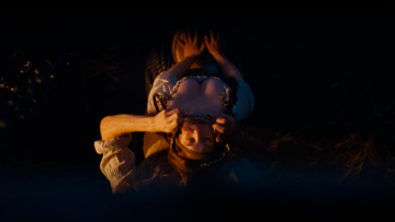 Τα «Ανεμοδαρμένα ύψη» με τη Μάργκοτ Ρόμπι και τον Τζέικομπ Ελόρντι προκάλεσαν αντιδράσεις - «Το 50 αποχρώσεις του γκρι βρήκε τον ανταγωνιστή του»