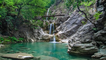 Μπάλτα ντι Στρίγκα: Οι παραμυθένιοι καταρράκτες της Ηπείρου