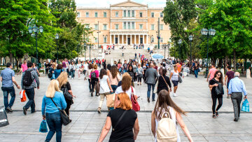 Η ΔΕΘ που άλλαξε τους φόρους: Εκπτώσεις για τη μεσαία τάξη, ανάσα για νέους και πολύτεκνους