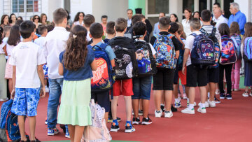 Πρώτο κουδούνι την Πέμπτη με αλλαγές στη διδακτέα ύλη, νέα μαθήματα και δεύτερη σεζόν για το Ψηφιακό Φροντιστήριο