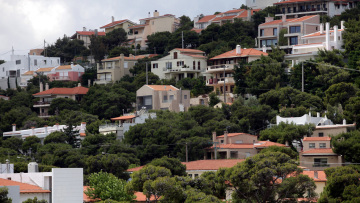 Στο Κτηματολόγιο, από τους Δήμους, περνούν οι υπηρεσίες δόμησης - Τι αλλάζει 