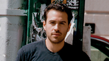 Ο Έλληνας insider Νικόλας Γιαννακόπουλος στις γκαλερί της Νέας Υόρκης